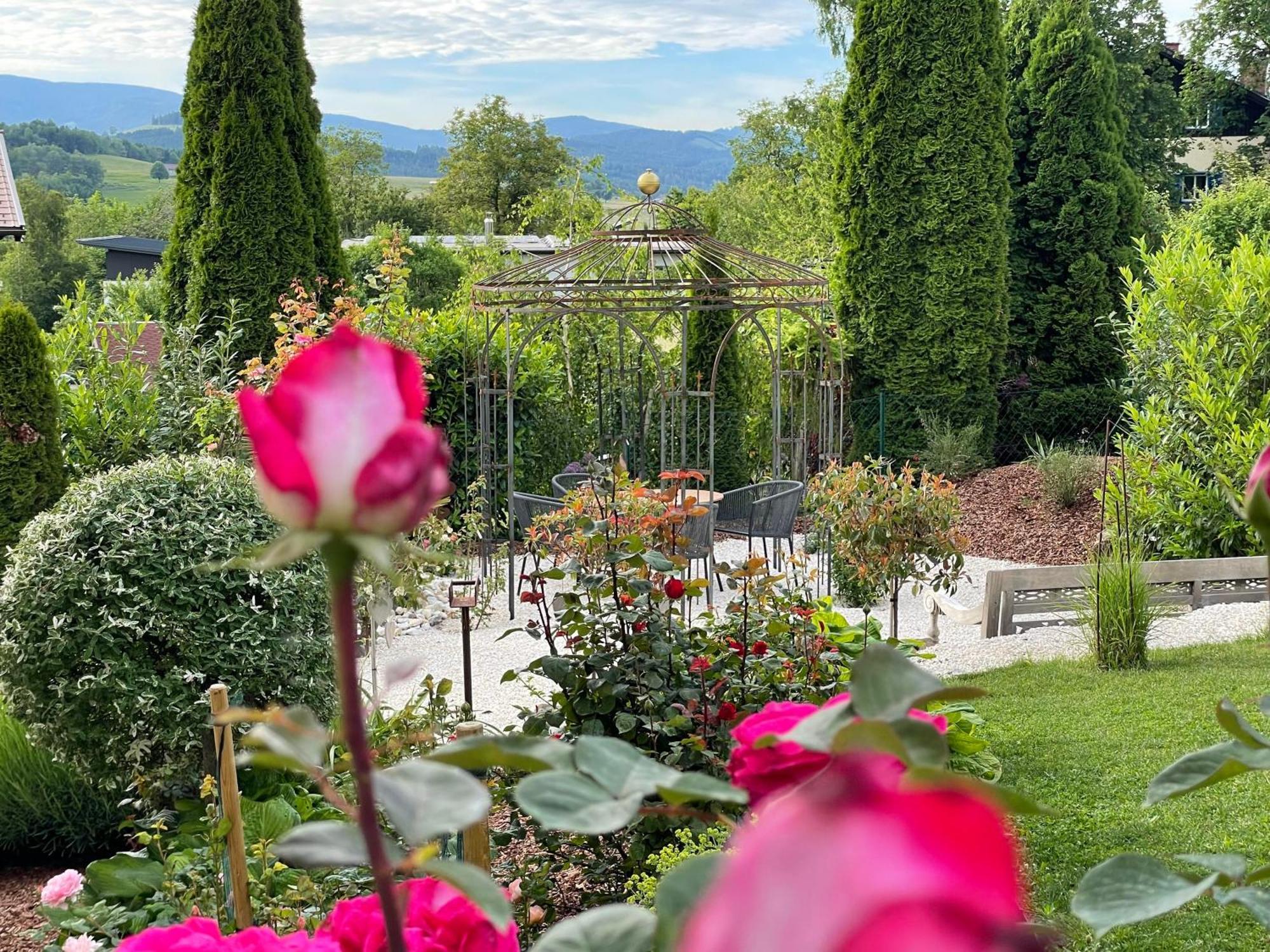 Bed And Breakfast Mittelkaernten Althofen  Ngoại thất bức ảnh
