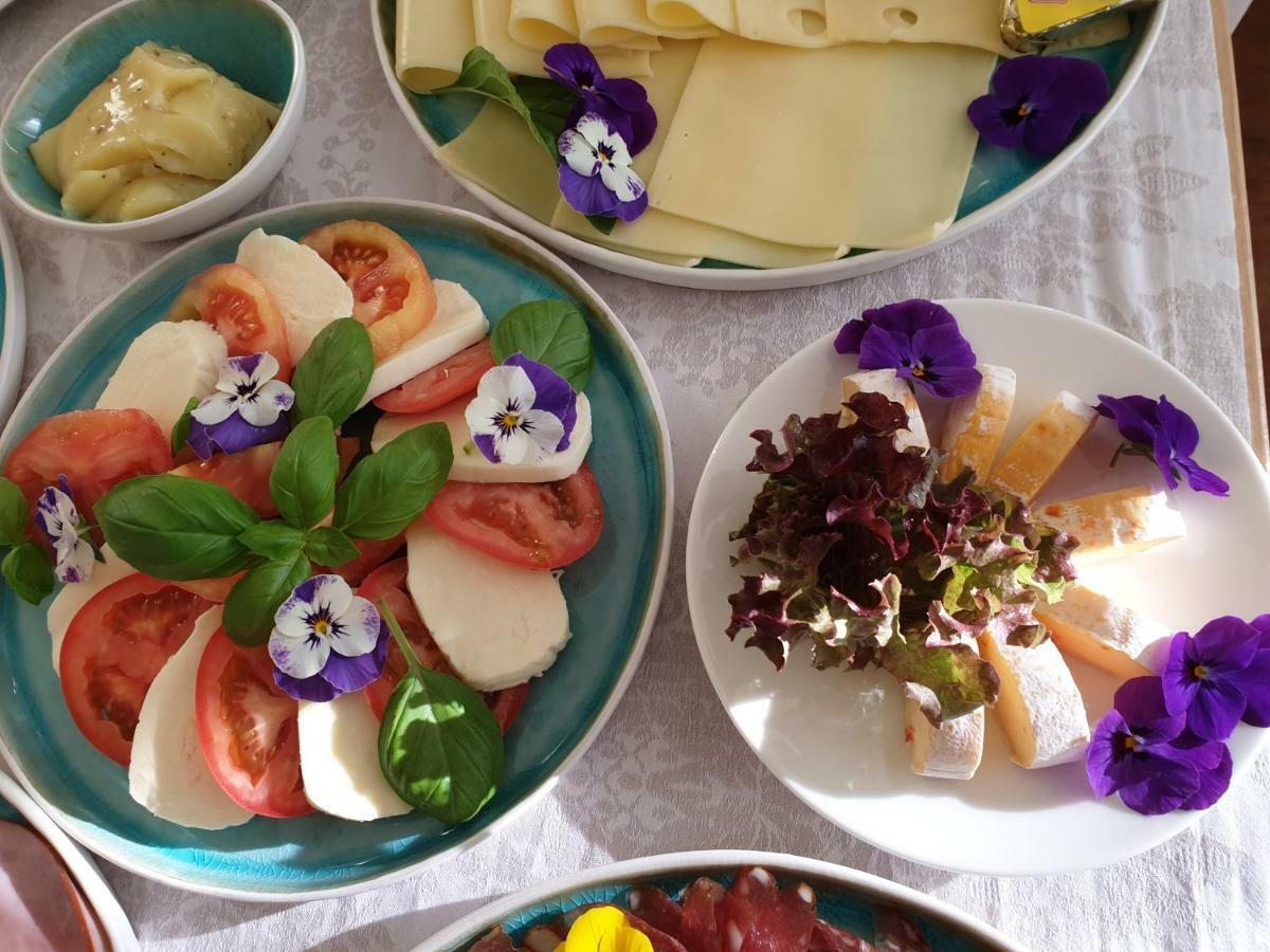 Bed And Breakfast Mittelkaernten Althofen  Ngoại thất bức ảnh